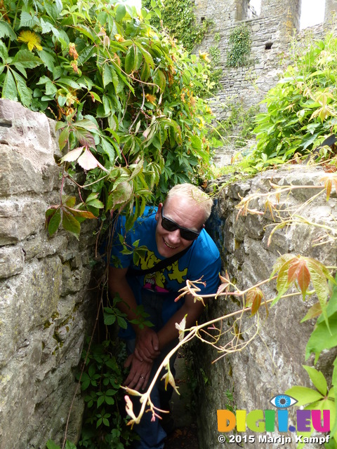 FZ018845 Marijn exploring Usk Castle